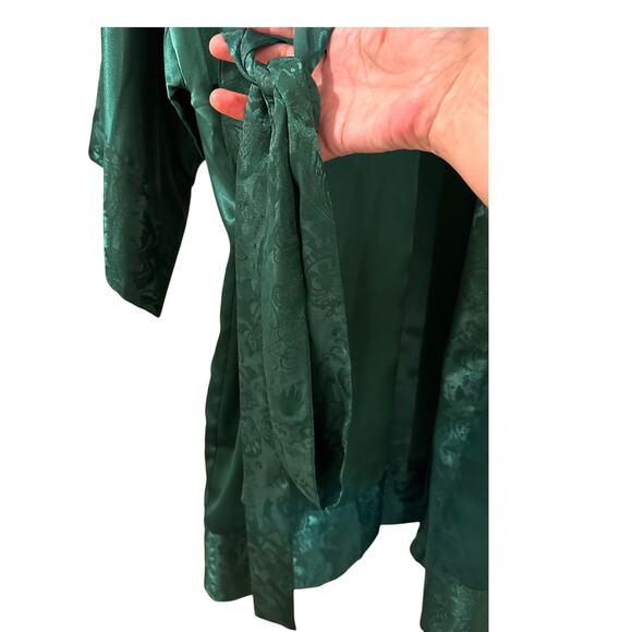 Victoria's Secret Gold Label Emerald Green Short Satin Kimono Robe NWOT, OS - Picture 5 of 7